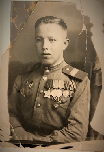 Михаил Васильевич Асанов - кавалер ордена Славы (1945 г.)