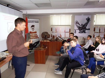 Урок мужества в музее 19 гвардейской стрелковой дивизии